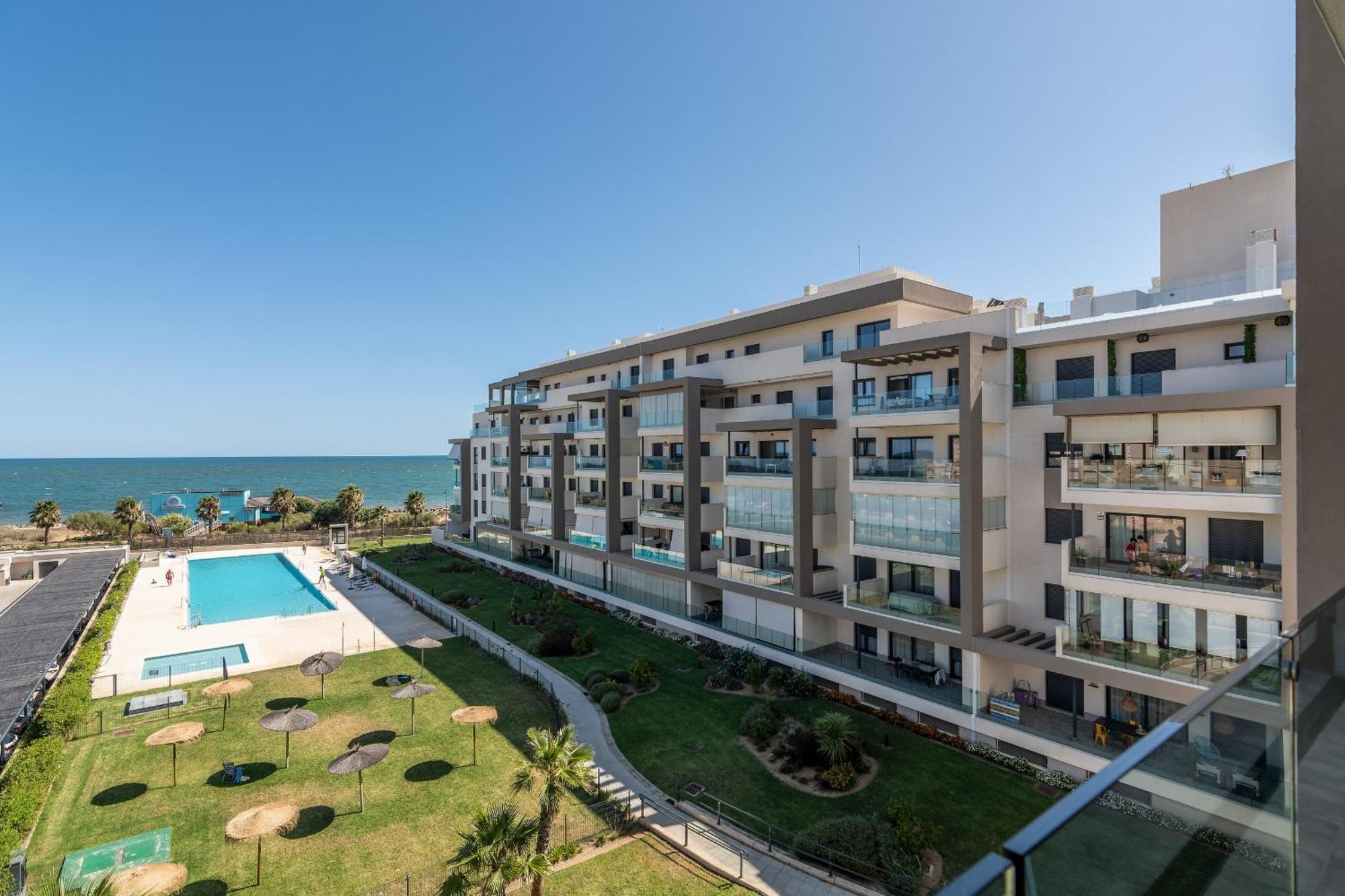 Los Flamencos Luxury By H Isla Canela Exterior photo