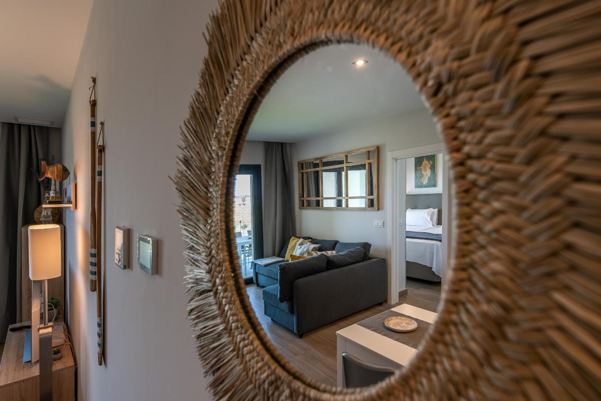 Los Flamencos Luxury By H Isla Canela Room photo